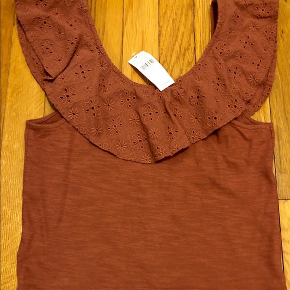 Rust Off-the-Shoulder AE Shirt - Picture 5 of 7